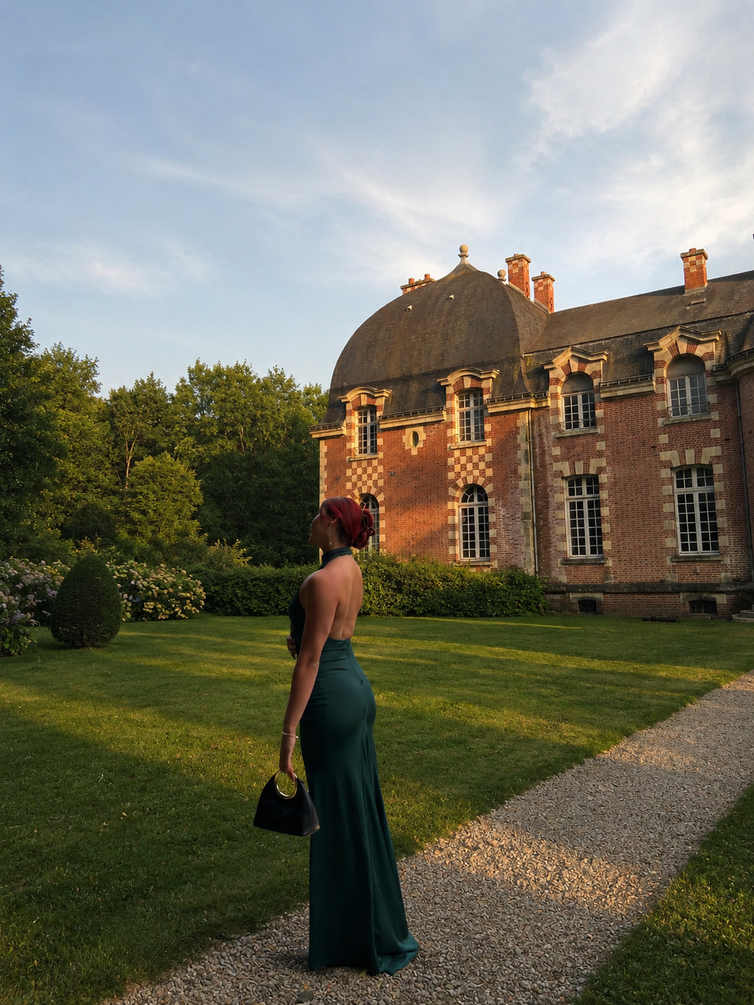 Lily walking in the grounds of Château Goyencourt