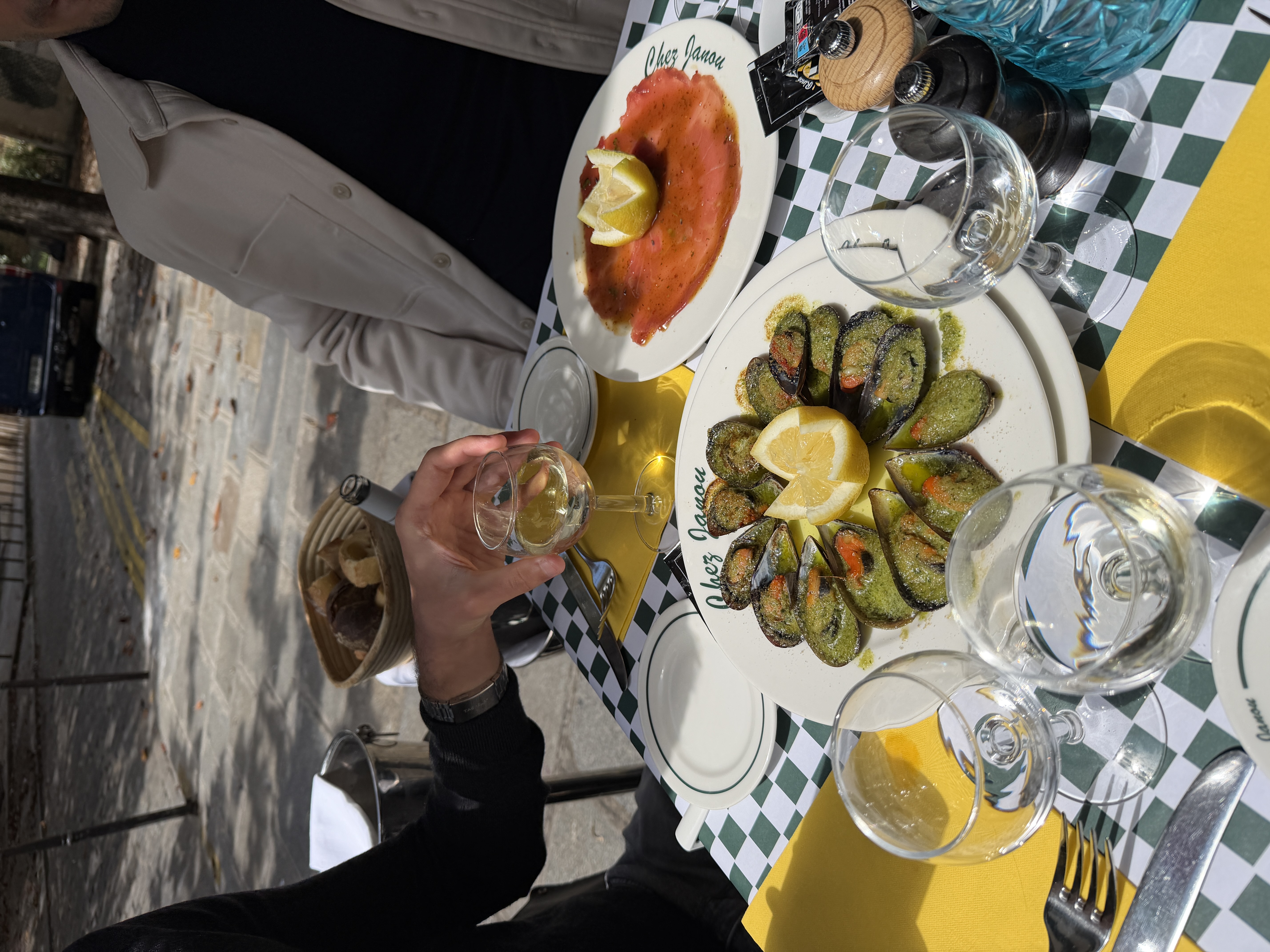 Lunch in Paris
