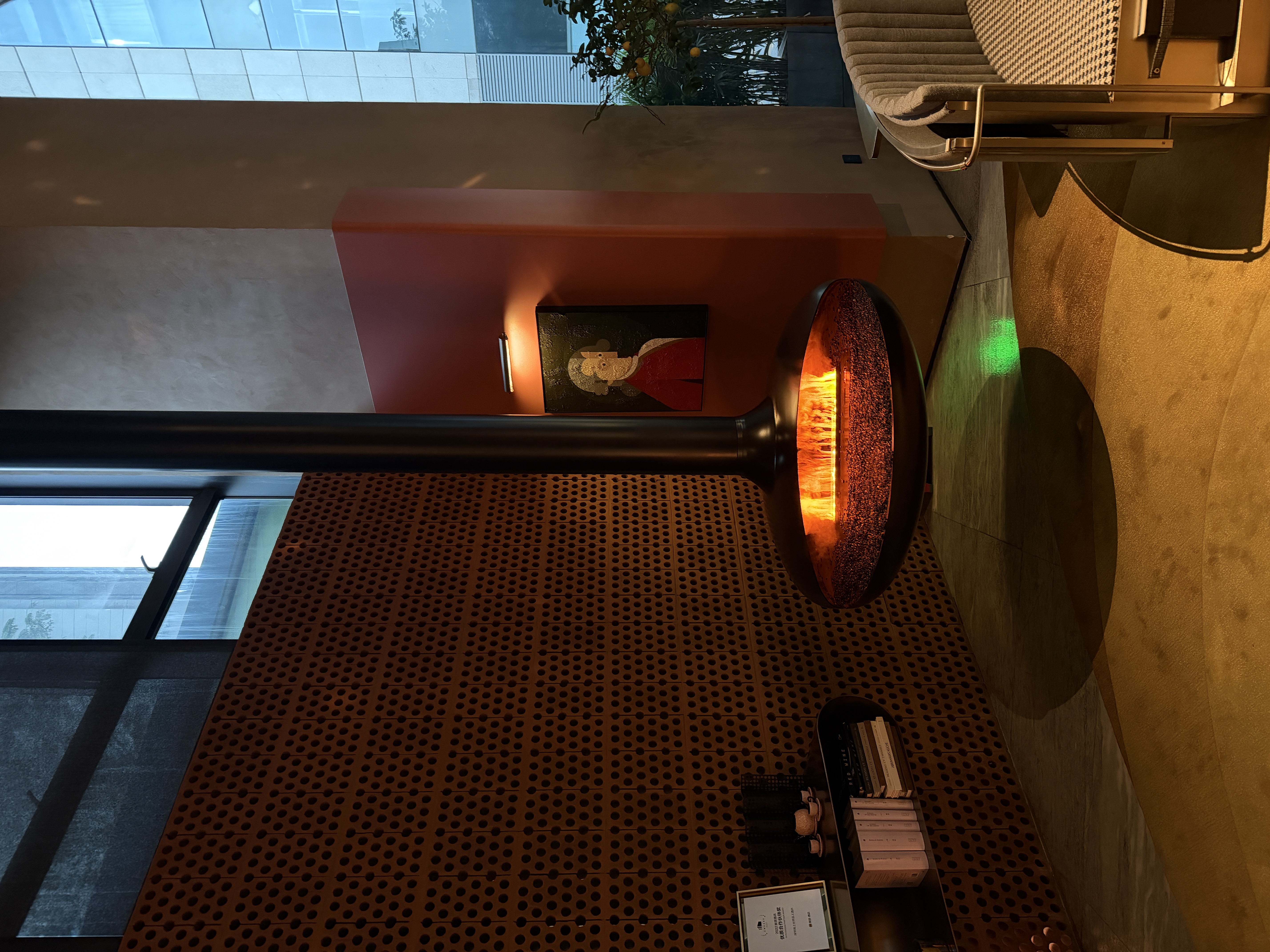 Modern suspended fireplace in Shenzhen